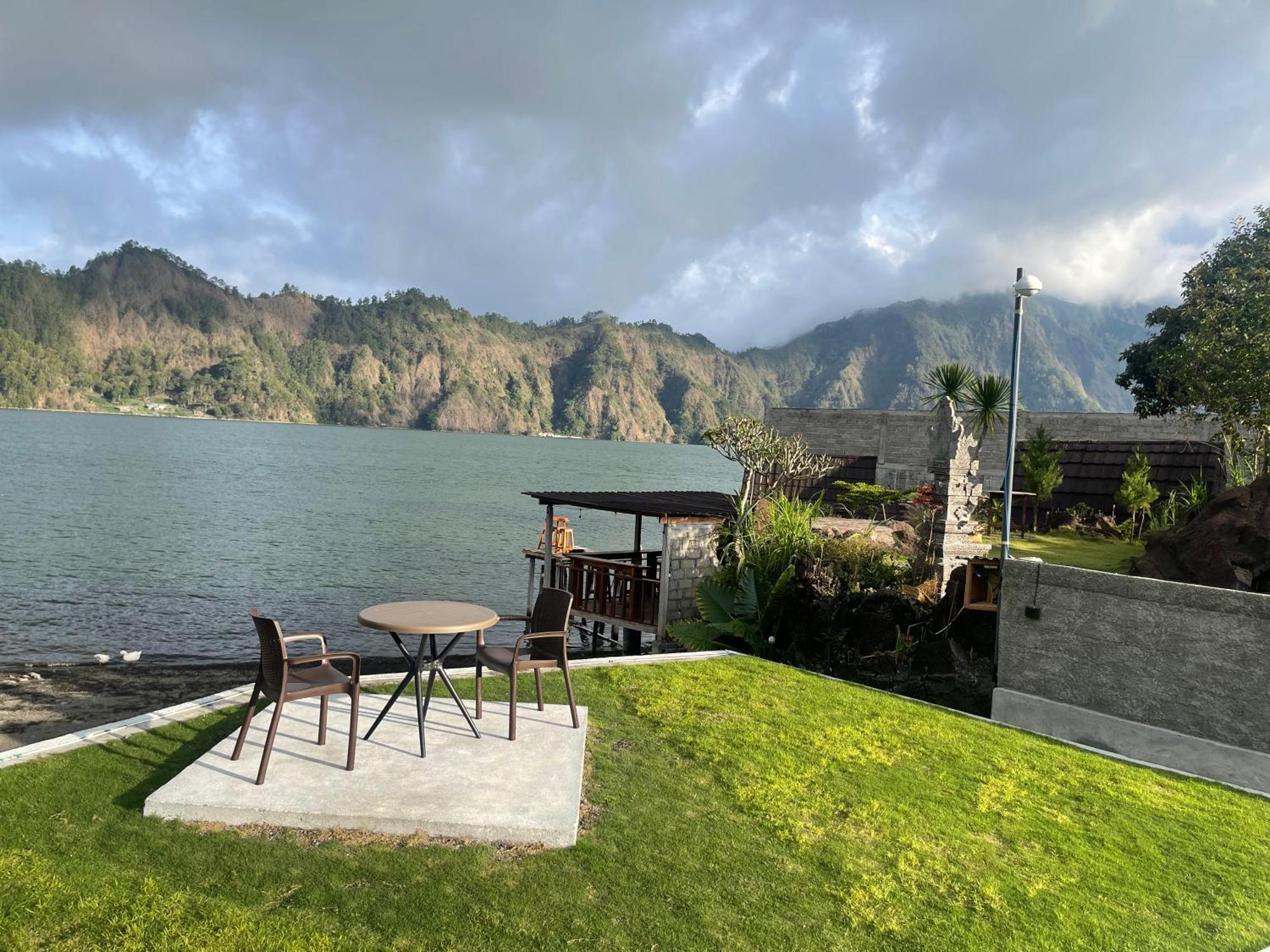 Batur Holiday Kubupenlokan Exterior photo