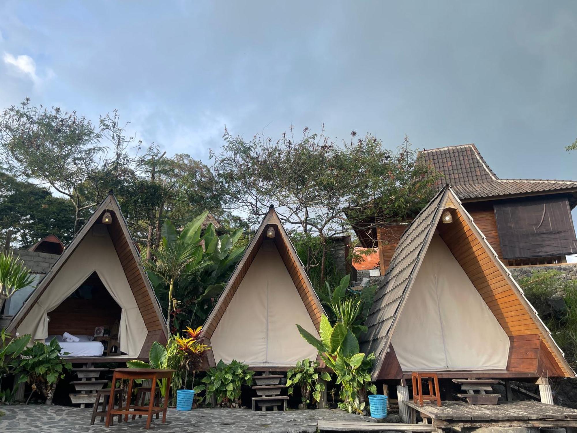 Batur Holiday Kubupenlokan Exterior photo