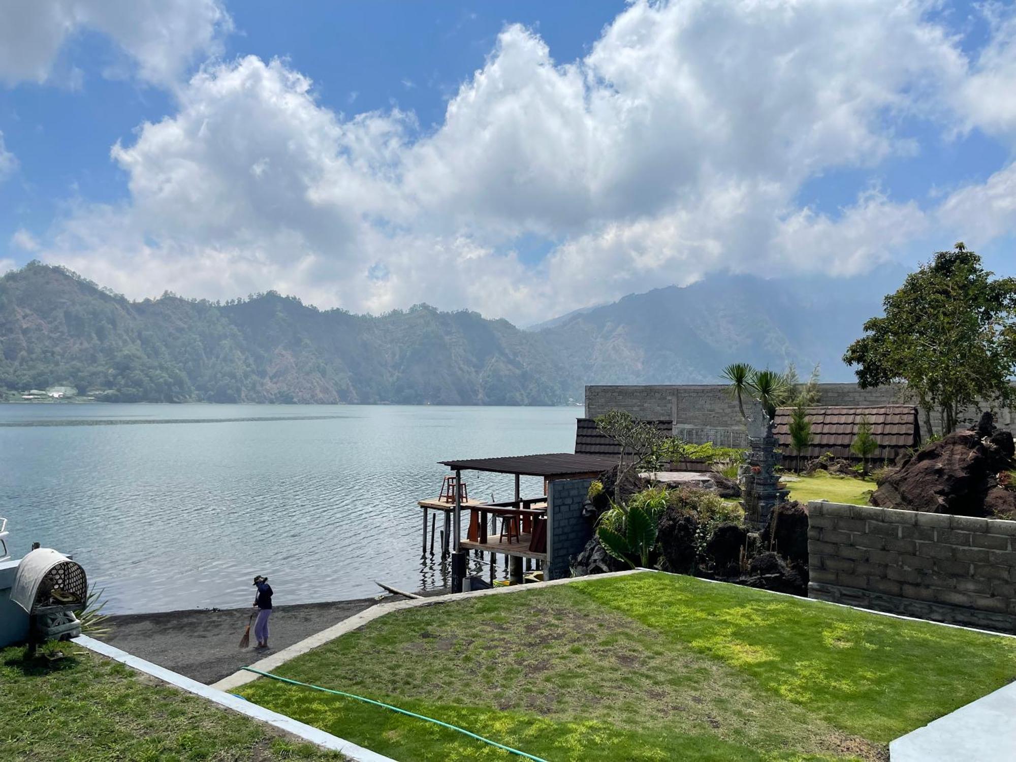 Batur Holiday Kubupenlokan Exterior photo